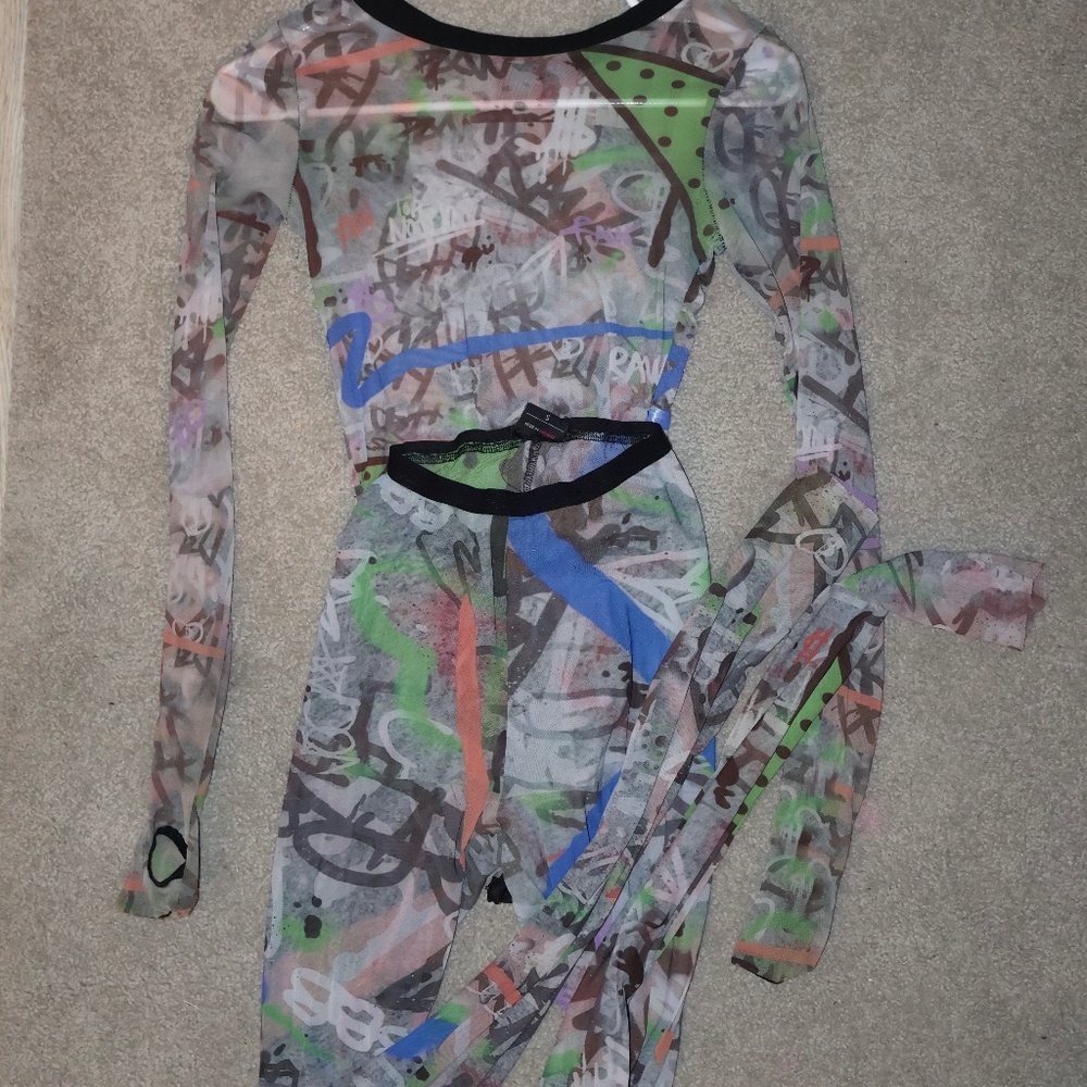 Sexy Graffiti Print Sheer Two Piece Legging Set Sz S